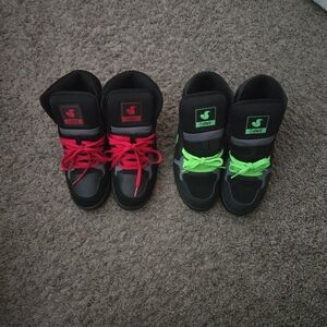 2 "DVS Honcho" Shoes
